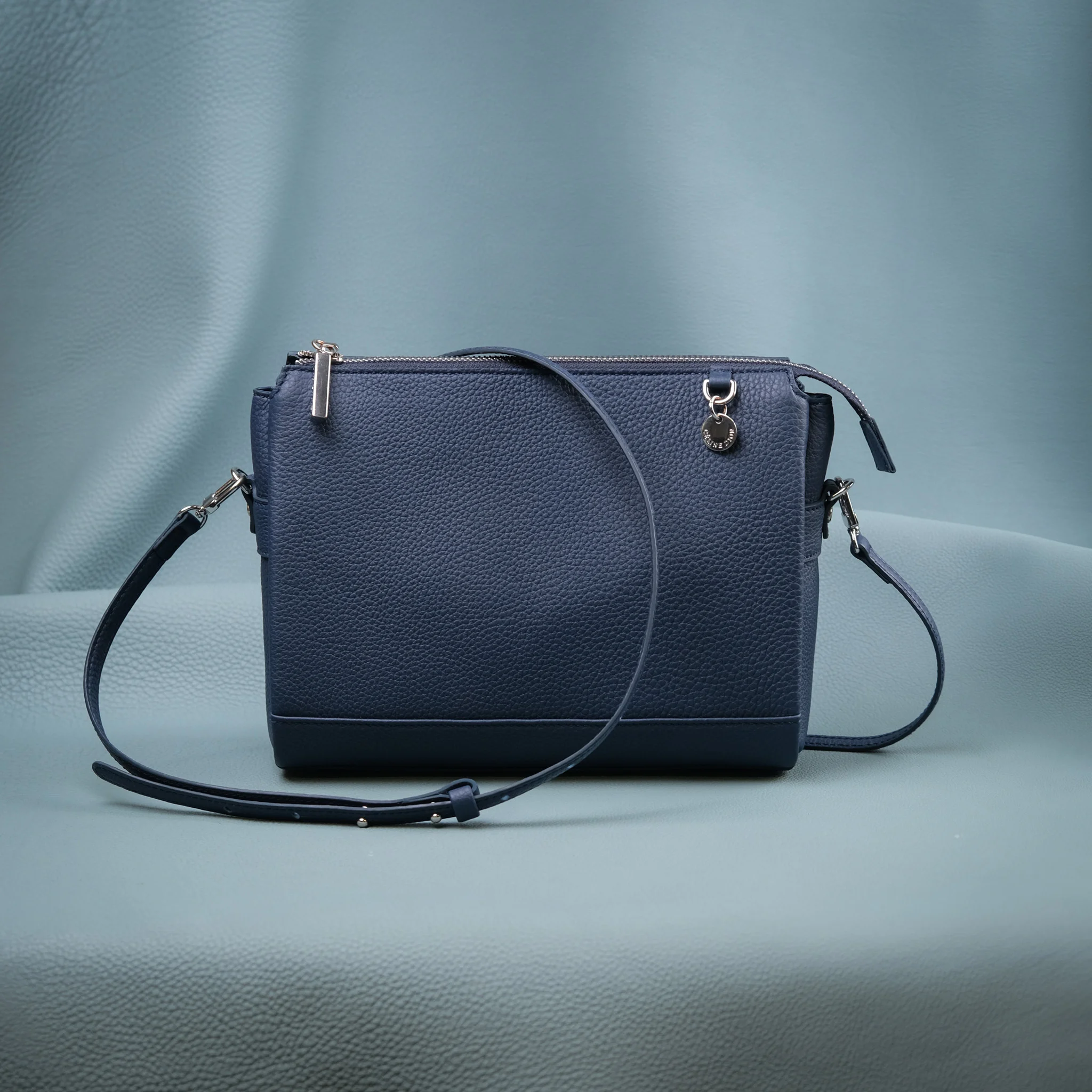 Ảnh Studio Túi Celine Dion - Koi Leather