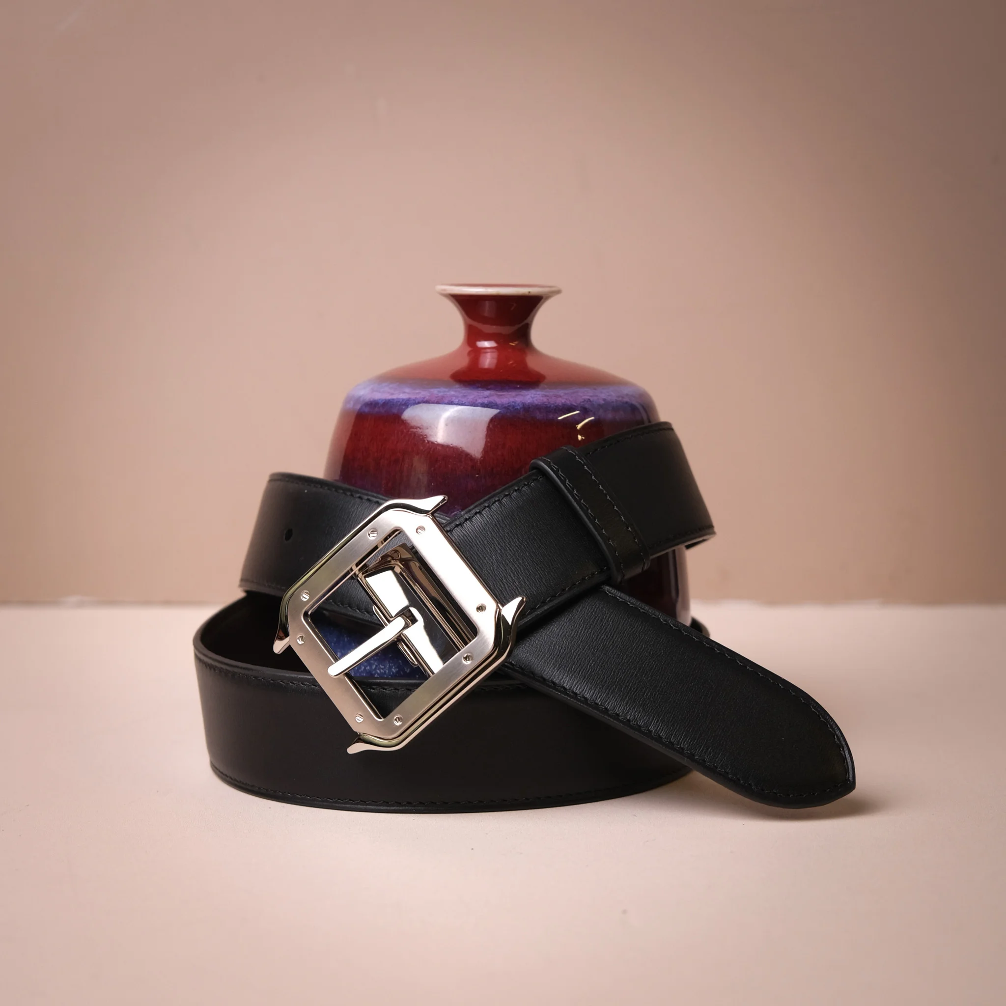 Ảnh Studio dây lưng cartier - Koi Leather