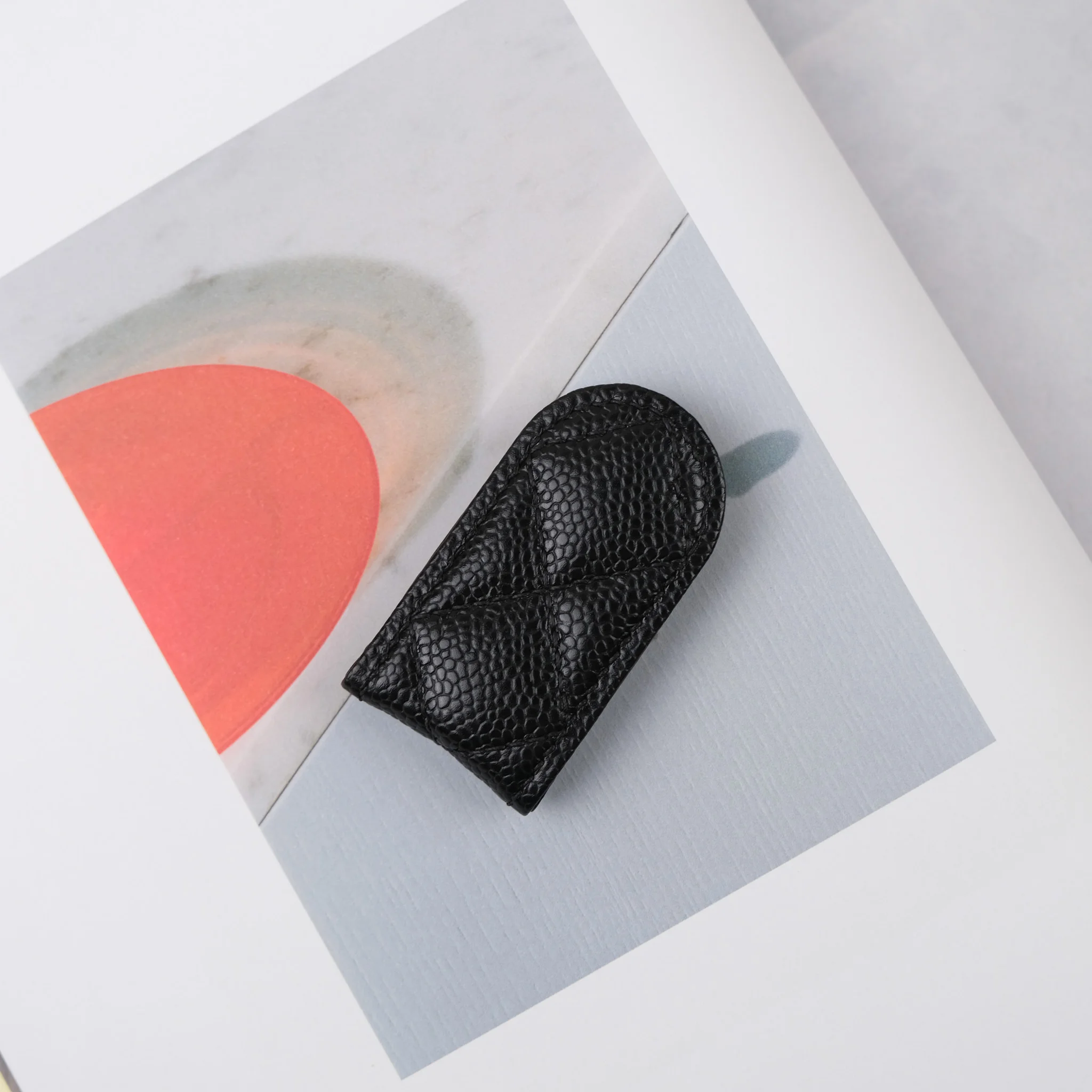 Ảnh Studio Money clip - Koi Leather