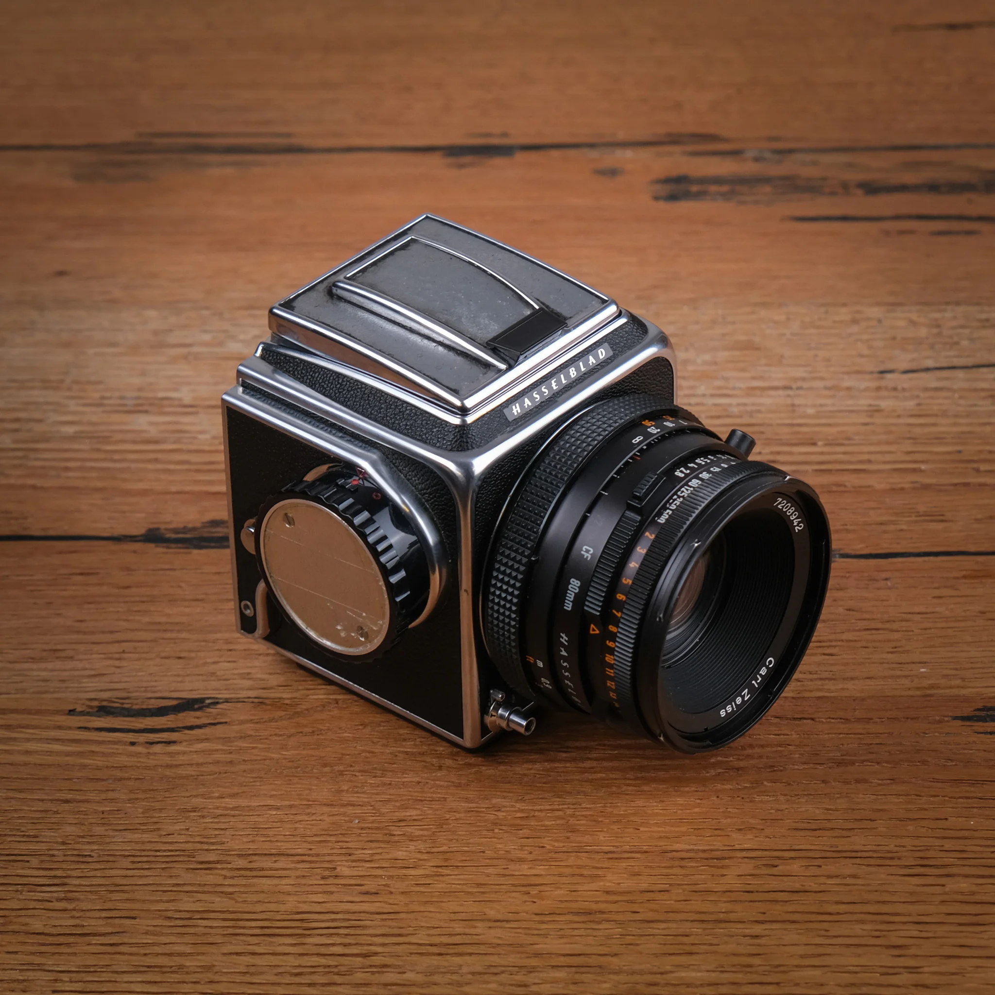 Ảnh Studio Bọc Camera - Koi Leather