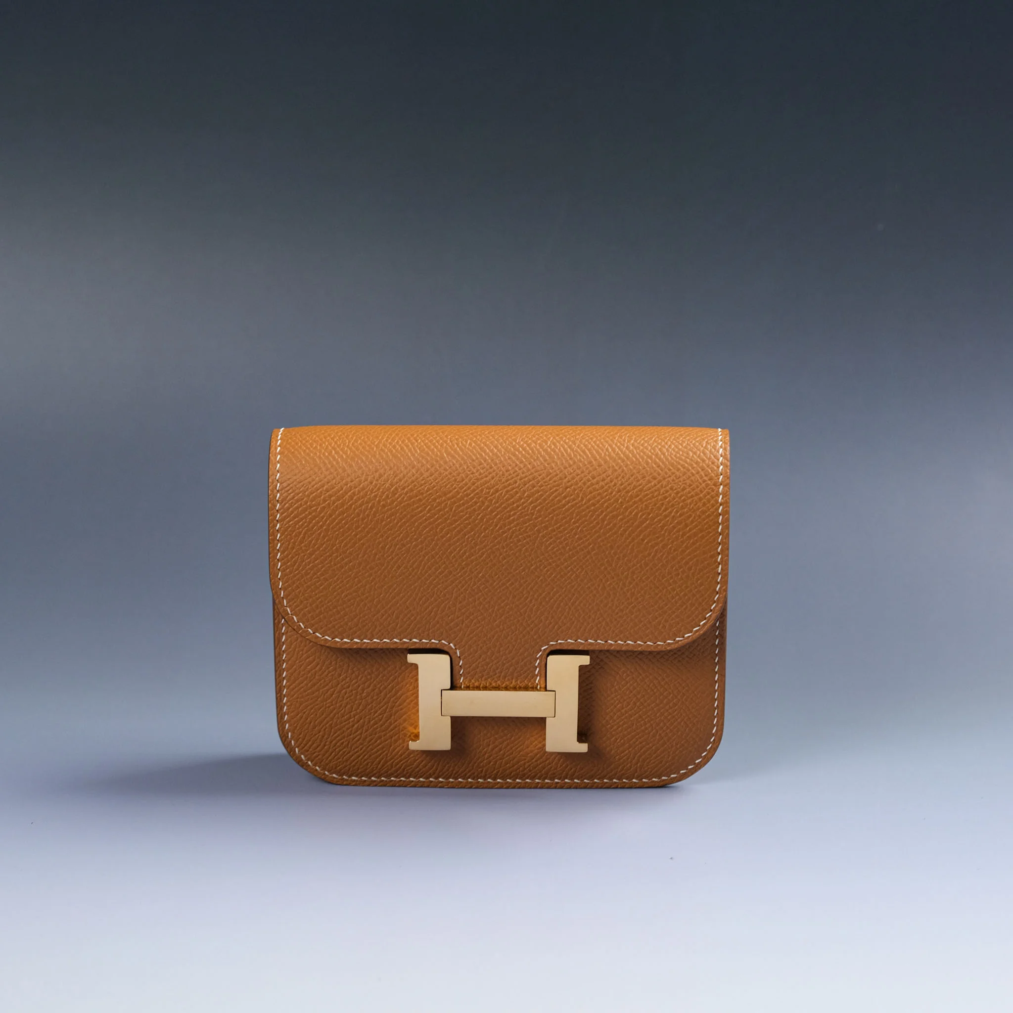 Ảnh Studio Túi Constance Slim mini - Koi Leather