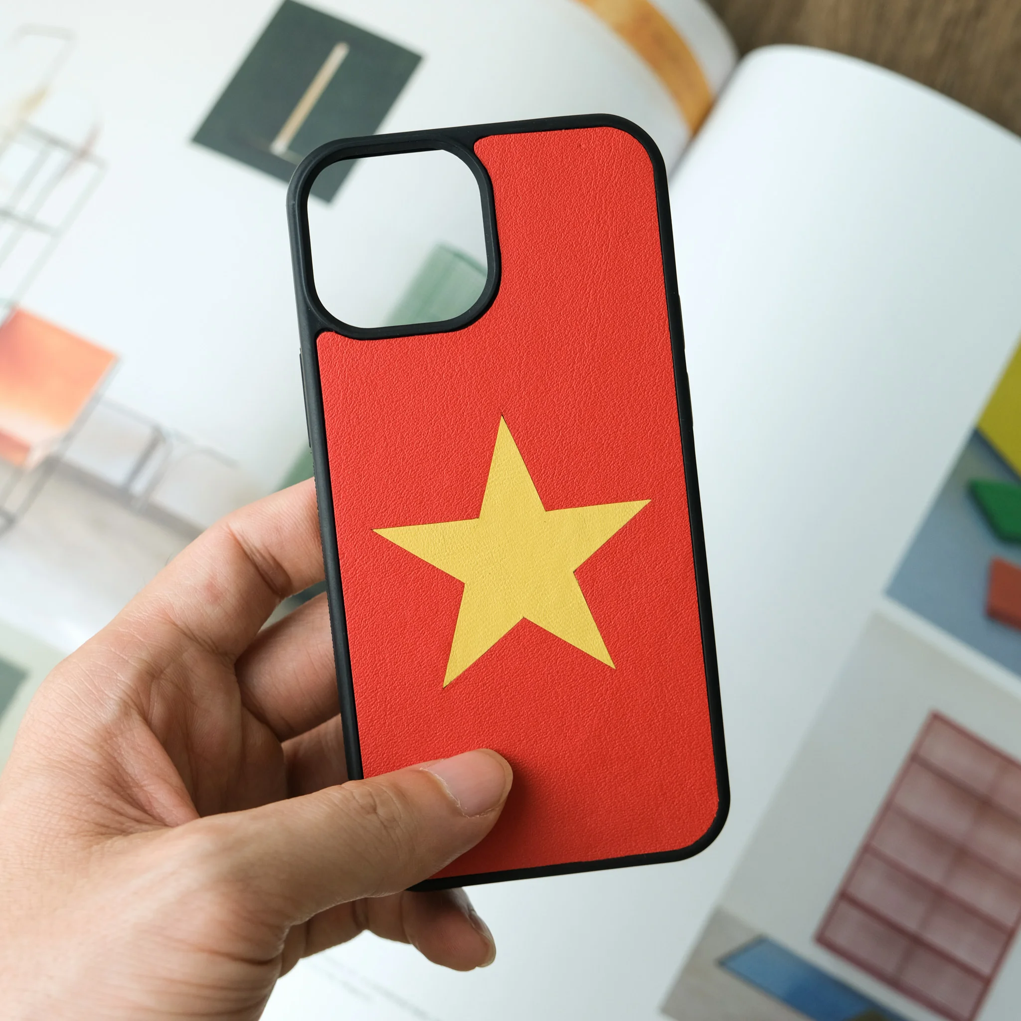 Ảnh Studio IP case VN - Koi Leather