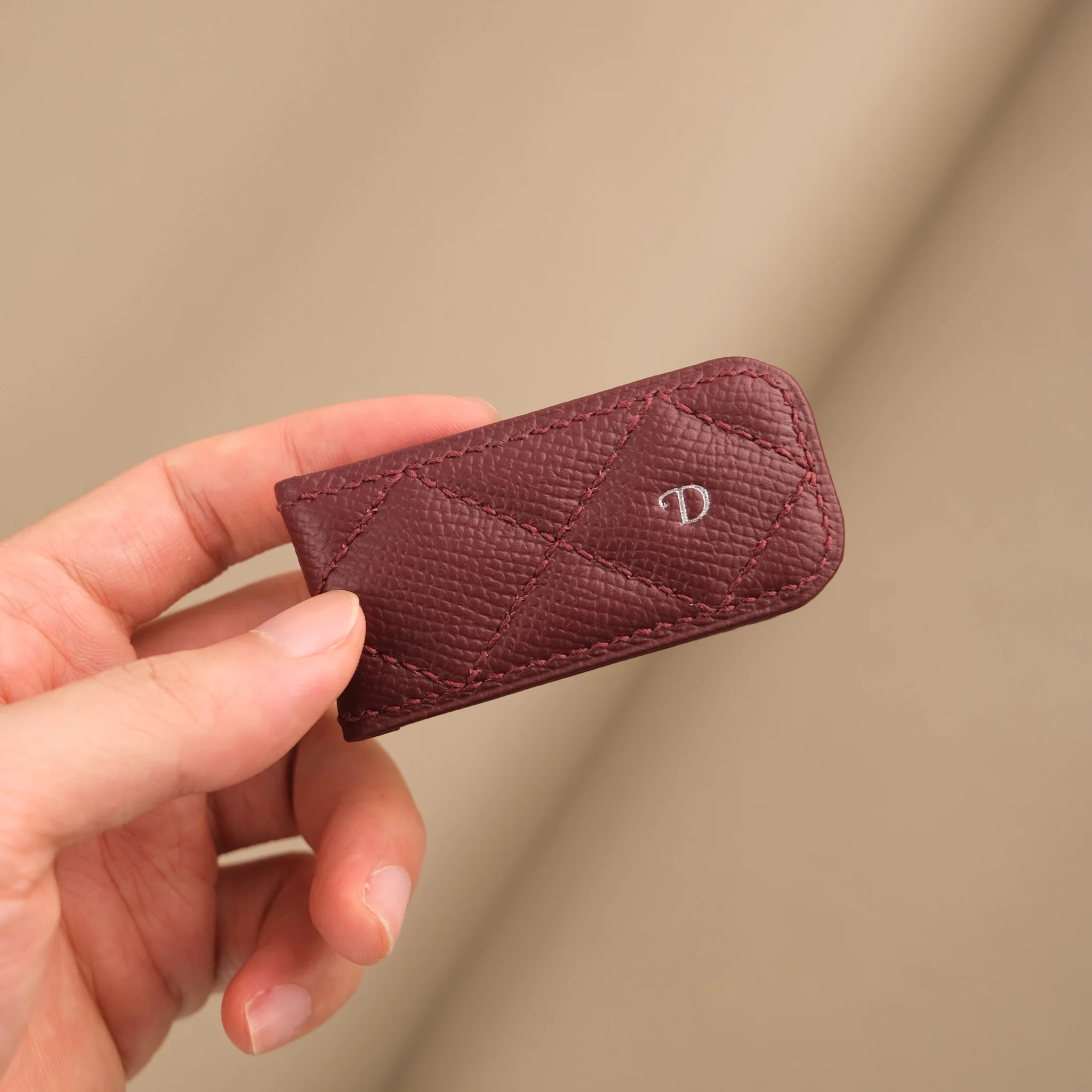 Ảnh Studio Money Clip - Koi Leather