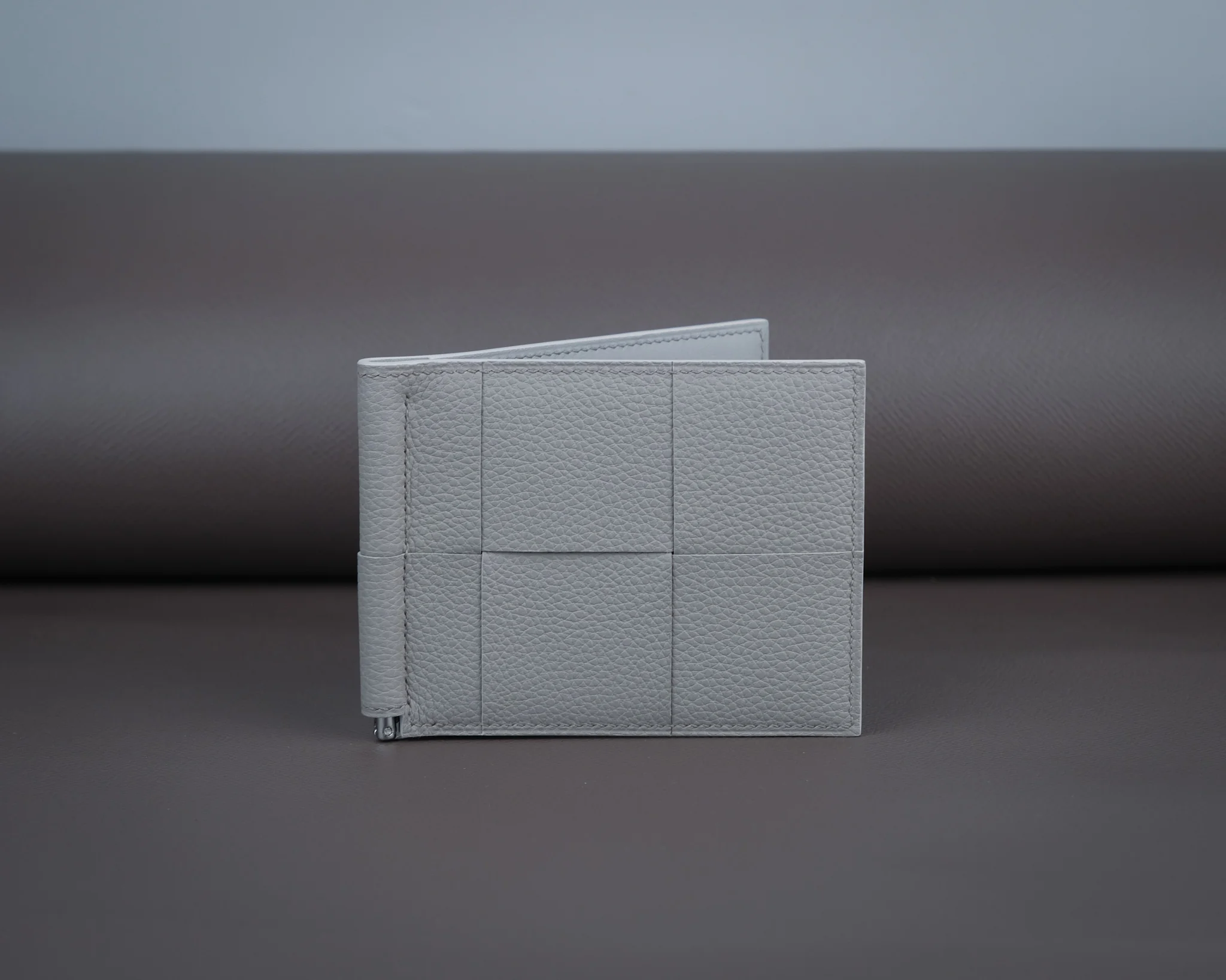 Ảnh Studio Ví thẻ kẹp tiền - Koi Leather