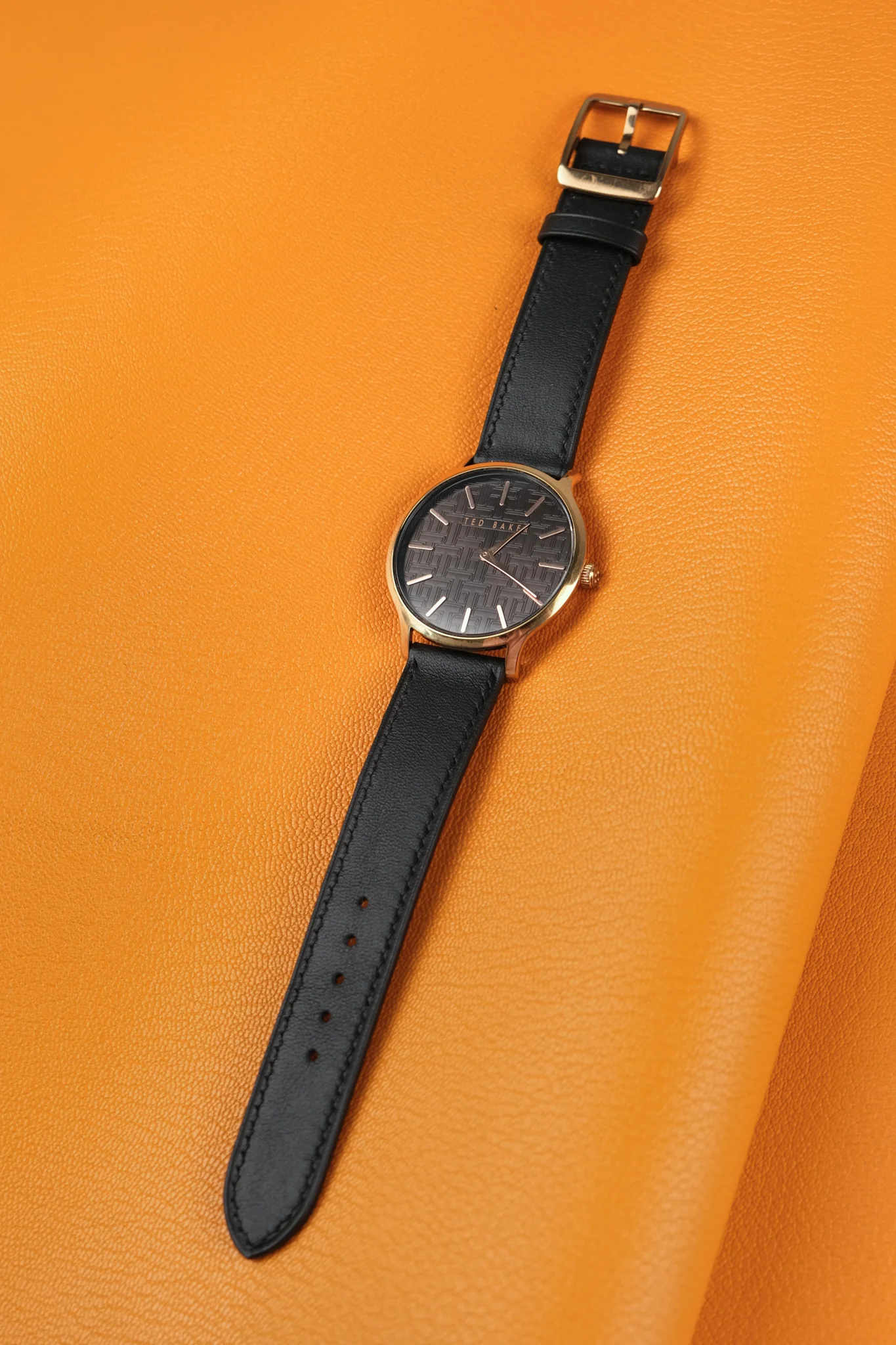 Ảnh Studio Dây da đồng hồ Ted Baker - Koi Leather