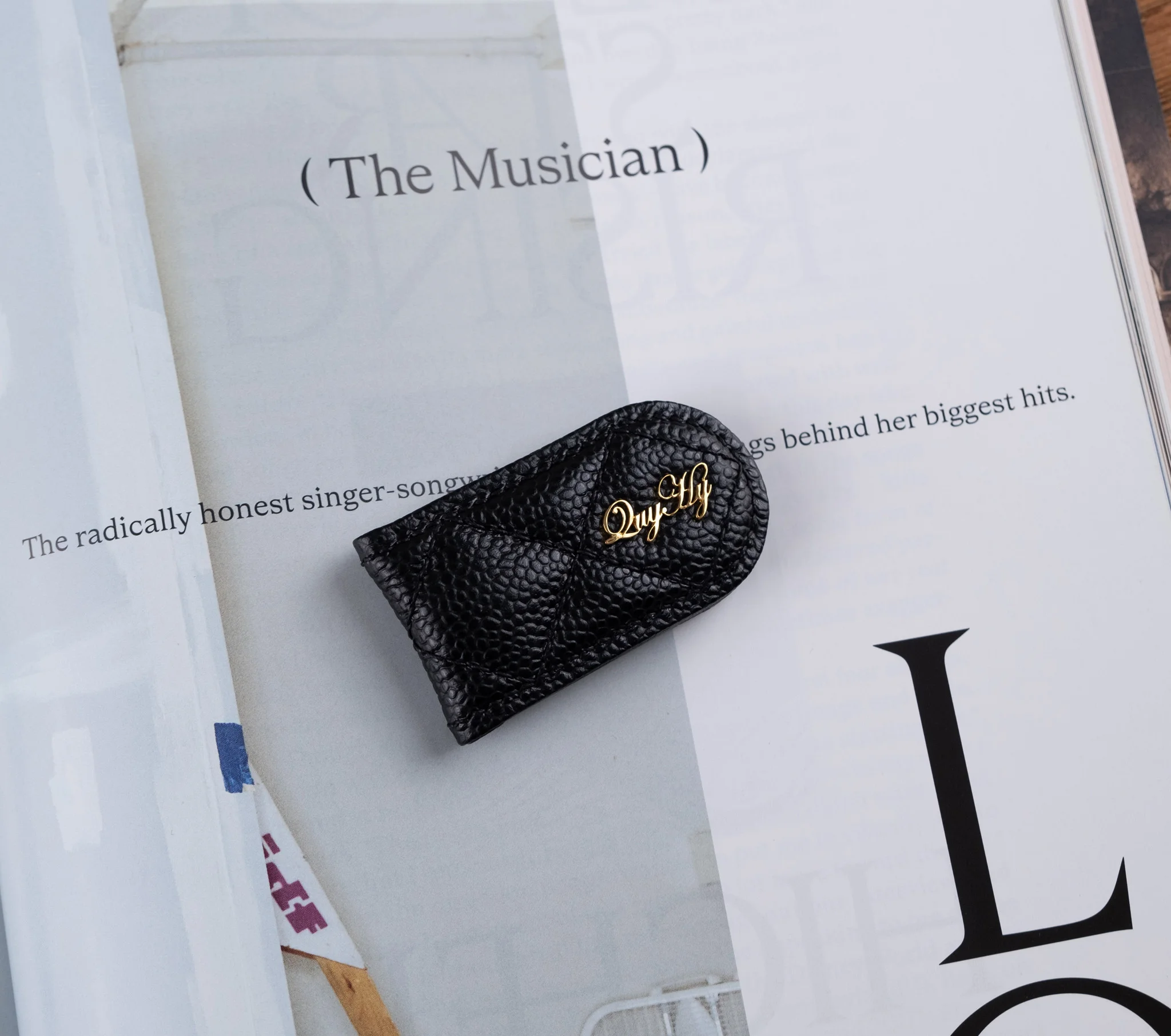 Ảnh Studio Money clip Quyly - Koi Leather
