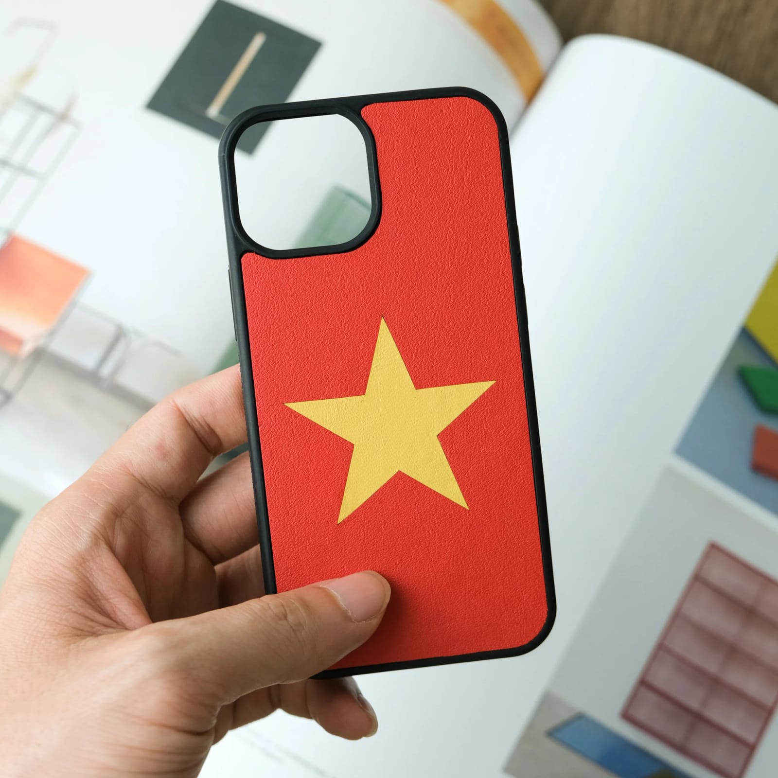 Ảnh Studio IP case VN - Koi Leather