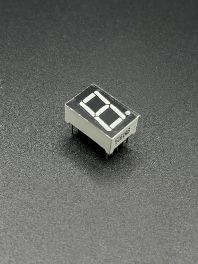 0.5 inches 1 digit seven segment display