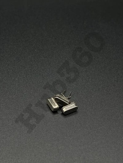 11.0592MHz crystal oscillator