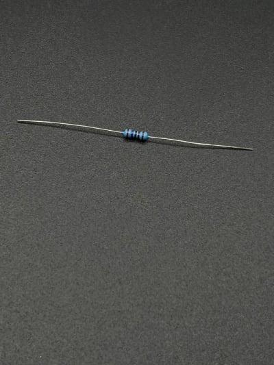 2.7KΩ 1/4W resistor
