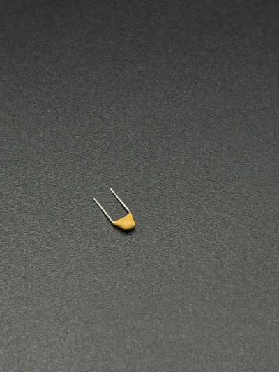 20pf monolithic capacitor