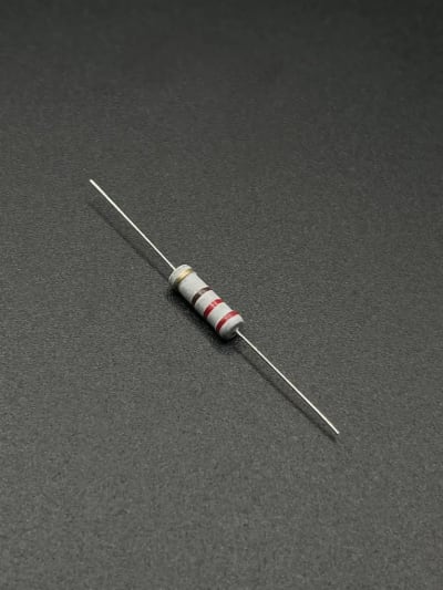 220Ω 2W resistor