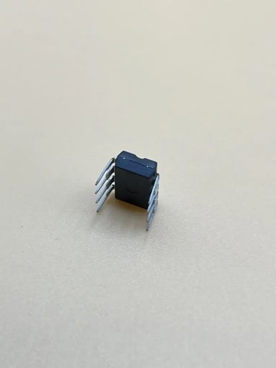 24LC01B EEPROM memory