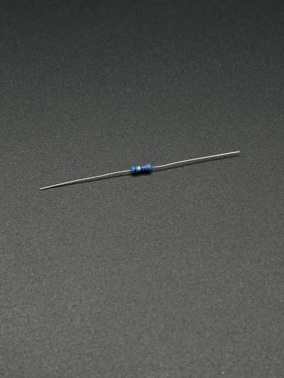 3.7Ω 1/4W resistor