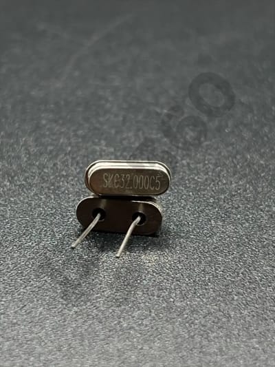 32MHz crystal oscillator