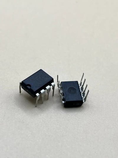 4558D Dual op amp