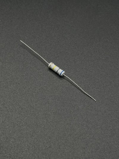 680KΩ 1W resistor