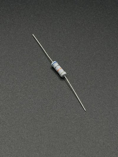 68KΩ 1W resistor