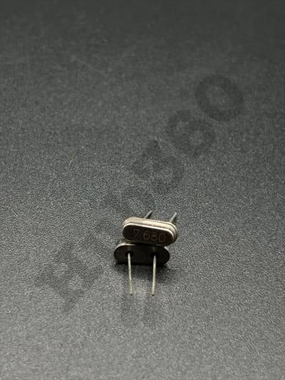 7.680MHz crystal oscillator