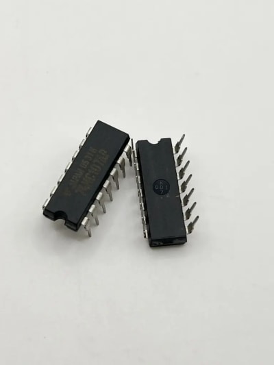 74HC107