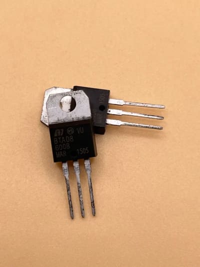 BTA08-600B thyristor