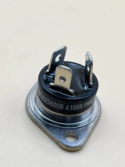 BTA25-600B thyristor