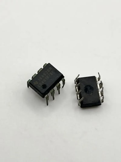 CD40107