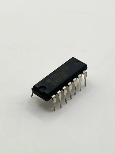CD4012