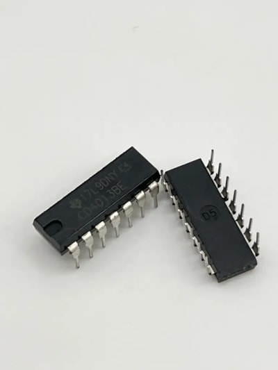 CD4013