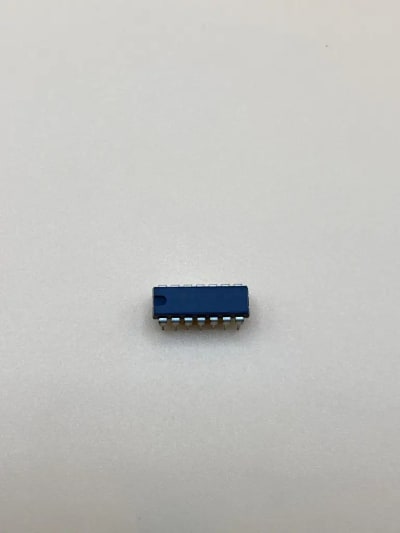 CD4066 Quad Analog switch