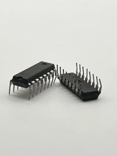 CD4094 shift register