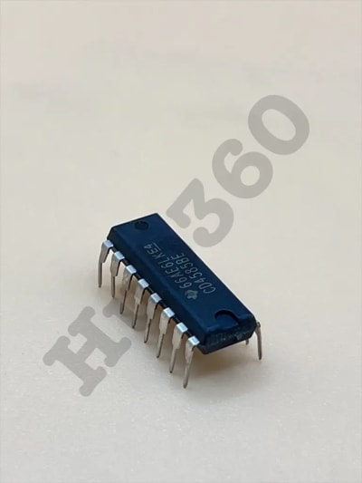 CD4585 Logic chip