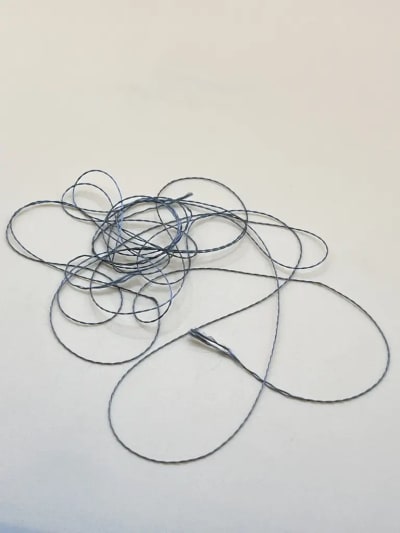 Conductive sewing thread