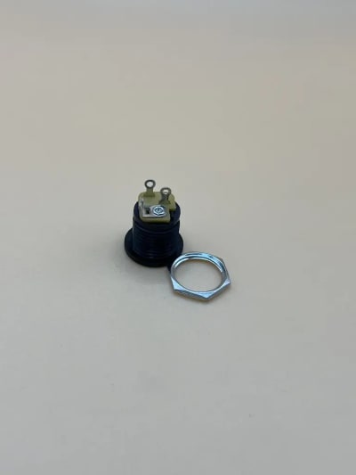 DC power socket with nut DC-022