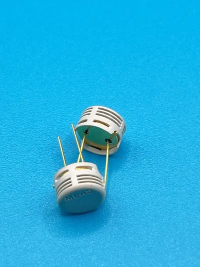 HS1101 capacitive humidity sensor