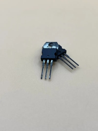 L7806 (refurbished)