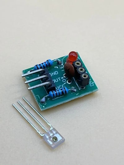 Laser receiving sensor module