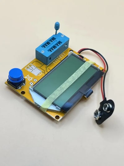 LCR-T4 Graphical ESR SCR tester