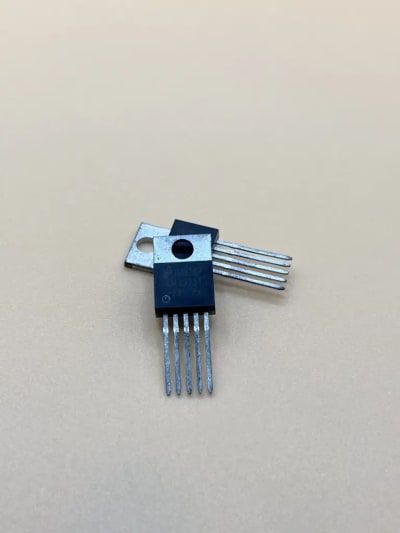 LM2575-5.0 Switching Regulator