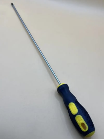 long and slim Ruike yellow and black star screwdriver
