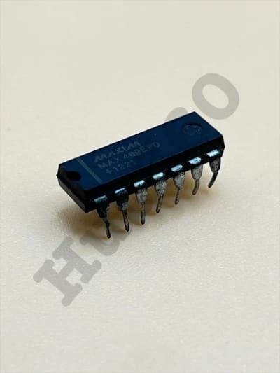 MAX489 driver / transceiver