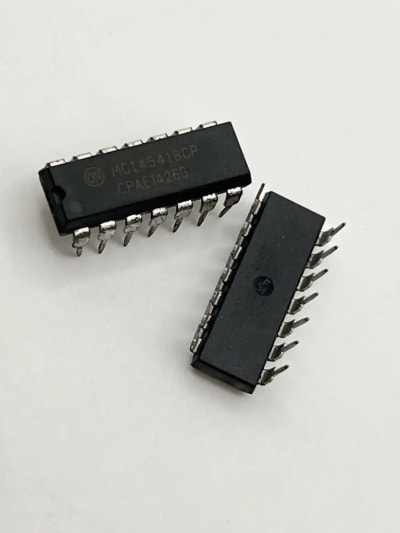 MC14541 analog timer