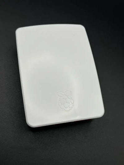 Raspberry pi 4 red and white casing