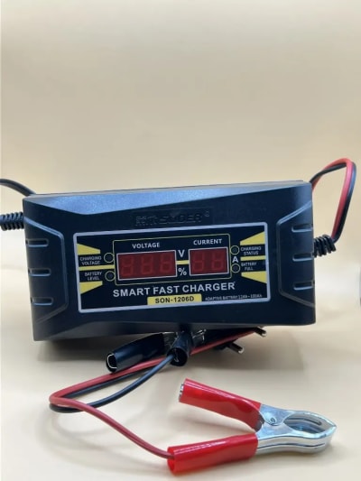 Suoer 1206D 12V 6A Portable Car Battery Charger With Digital Display