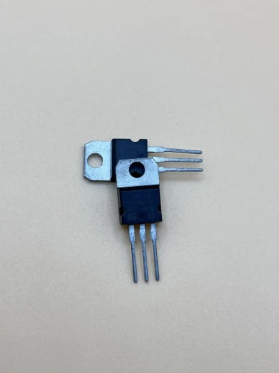 TIP120 transistor