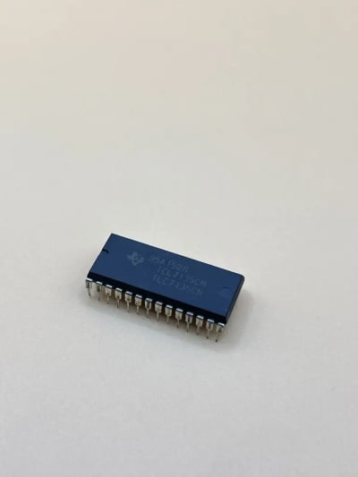 TLC7135