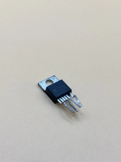 TOP244 Power Management Chip