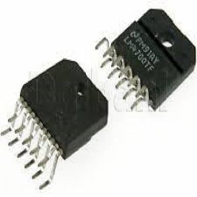 LM4700