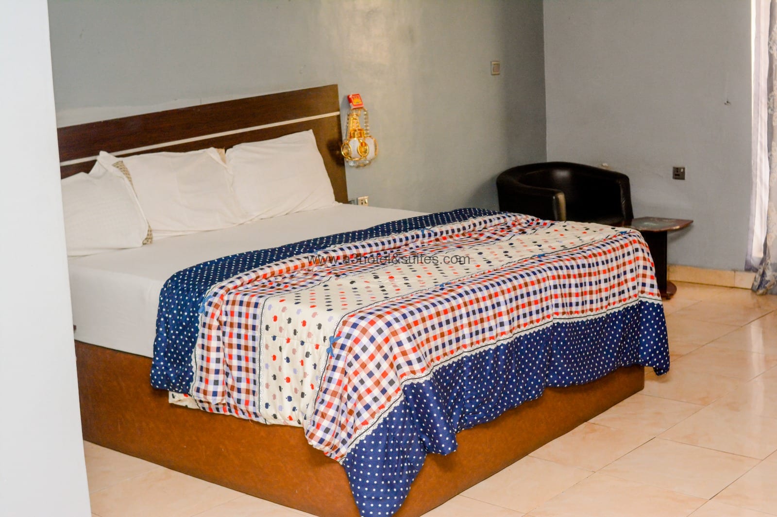 Executive Suites Room