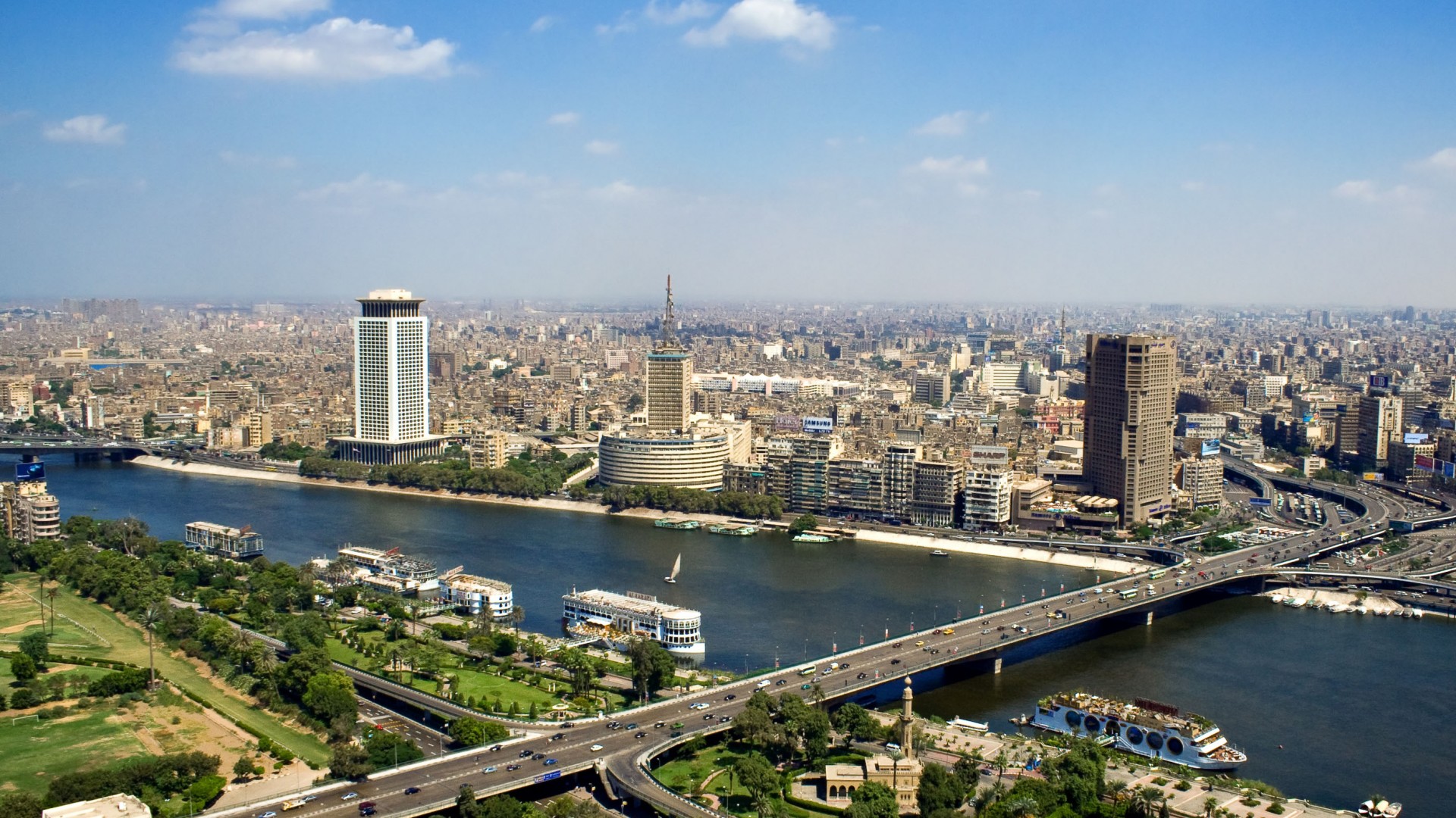 Egypt Slows Energy-Intensive Mega Projects as Import Costs Rise